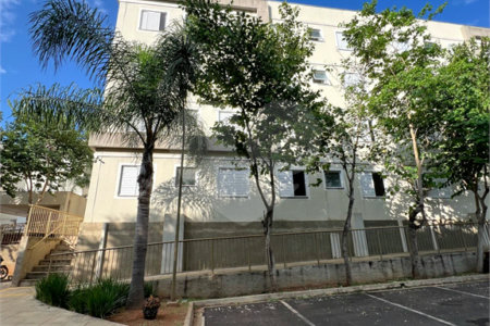 Apartamento térreo com 2 dormitórios