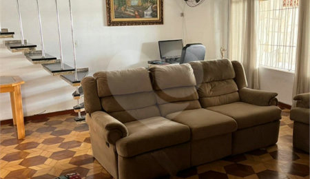 Sobrado à venda com 3 quartos, sendo 1 suíte,  em Vila Santo Estéfano, São Paulo, SP