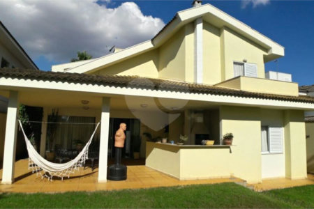 Sobrado para venda no Condomínio Faber