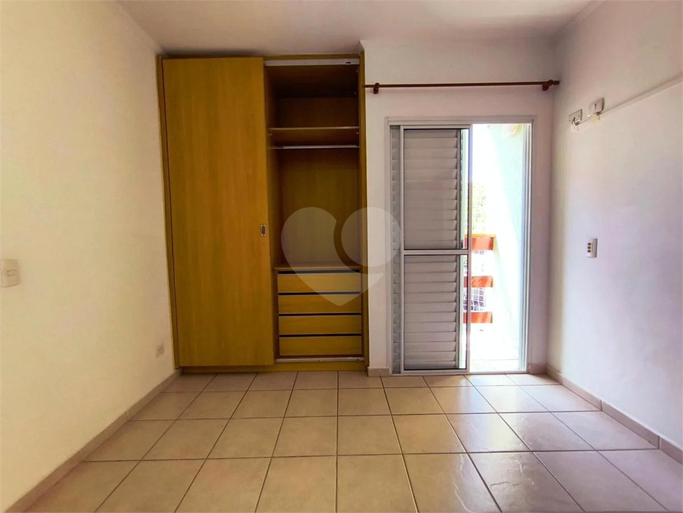 Apartamento à Venda e Locação com 3 Dormitórios - Atibaia Jardim - Atibaia/SP