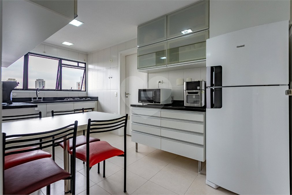 Apartamento à venda com 3 suítes em Vila Mascote, São Paulo, SP