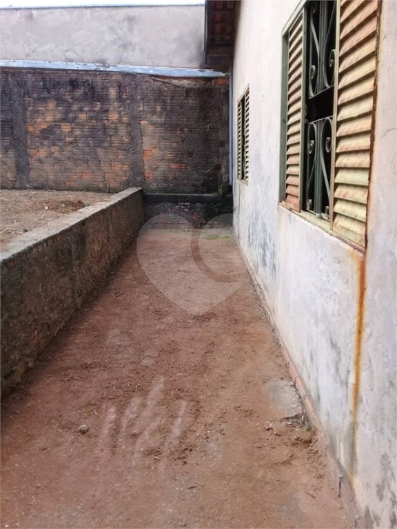 Terreno no Jd. Santa Felícia dispondo de 300m² muito bem localizado