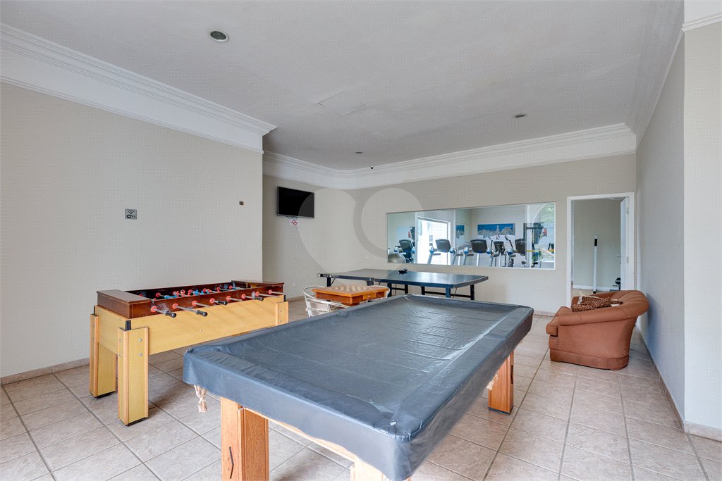 Apartamento à venda com 3 suítes em Real Parque, São Paulo, SP