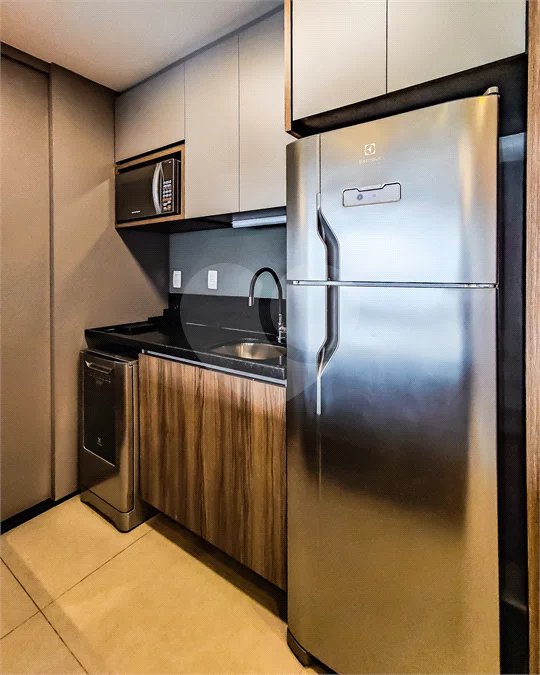 Apartamento totalmente mobiliado com ar-condicionado localizado no coração do Brooklin!!!