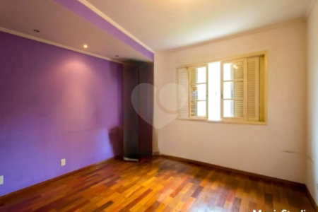 Casa com 360m² , 3 dormitórios , sendo 1 suíte , 4 vagas , disponível para venda ou locação , no centro de Santo André.