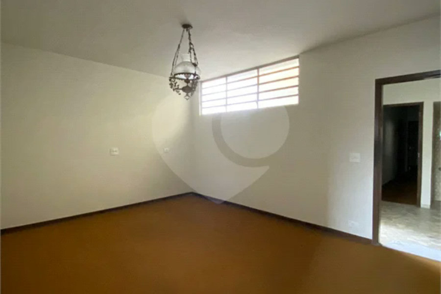 Sobrado comercial para alugar com 3 quartos no Centro de Piracicaba