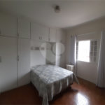 Vende-se: Sobrado de Vila, 2 quartos, Edícula com 1 Suíte, 1 Vaga, Santana!