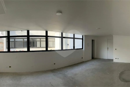 SALA COMERCIAL, ESPAÇO LIVRE DE 59m2, NA ÁREA NOBRE DA BELA VISTA.