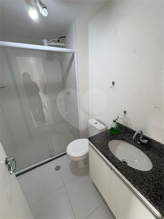 Apartamento à Venda na Rua Catumbi – 33m²