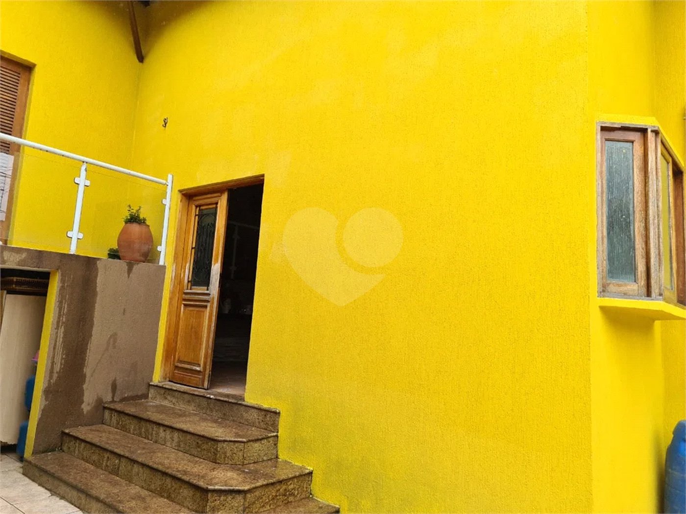 Casa à venda na Vila Esperança com 230m² 3 dormitórios 1 suíte 3 banheiros 3 vagas