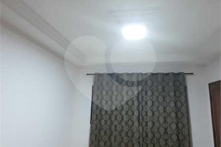 Casa sobrado para venda no Jardim das Torres