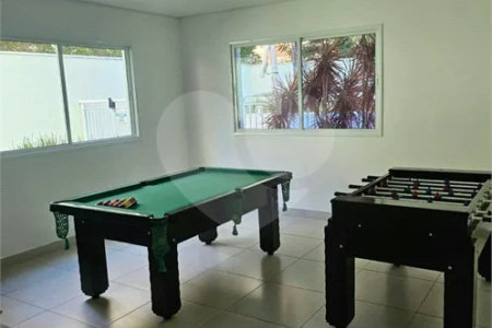 Apartamento de 82,6 m² no Baeta Neves, com 3 dormitórios, 1 suíte, 2 vagas, varanda gourmet com churrasqueira, planejados, ar-condicionado e lazer completo.