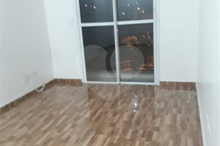 APARTAMENTO REFORMADO C/52,0m² NA SAÚDE