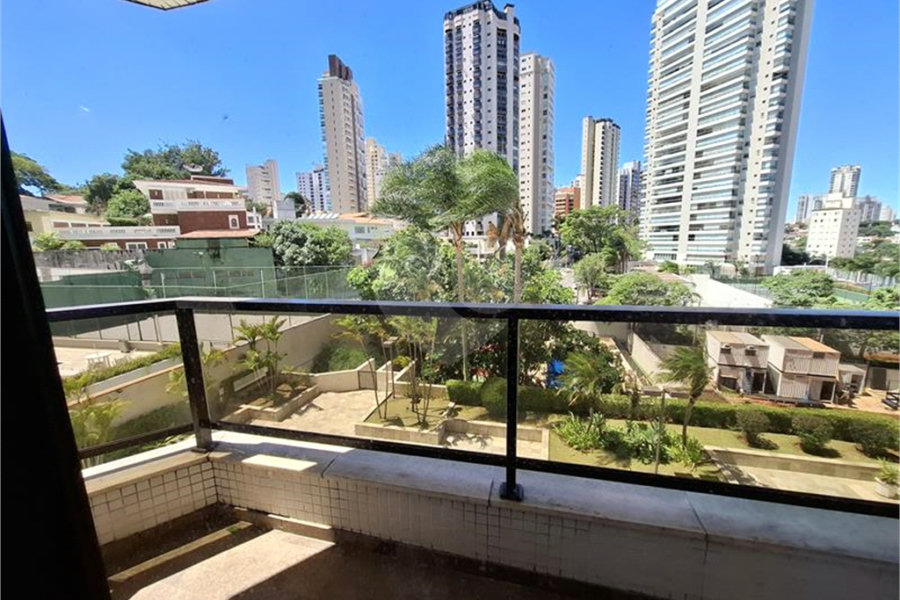 Apartamento, a venda, com 300m² de área privativa, 4 suítes, 4 vagas - Santana / SP
