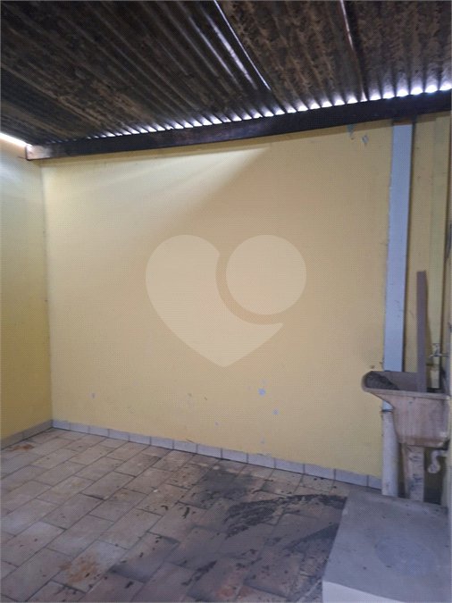 Indaiatuba - Salão Comercial - Vila Pires da Cunha - IPTU: R$ 168,00 - Venda: R$ 380.000,00 - Excelente oportunidade - Este salão comercial está localizado na Vila Pires da Cunha, ao da Avenida Ario Barnabé, no Jardim Morada do Sol. - Uma área em crescente valorização