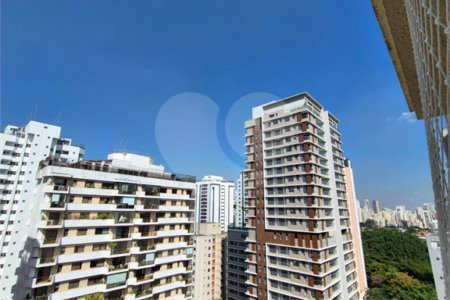 Apartamento para venda em Moema com 2 quartos, sendo 1 suíte, 1 vaga, 62 m²