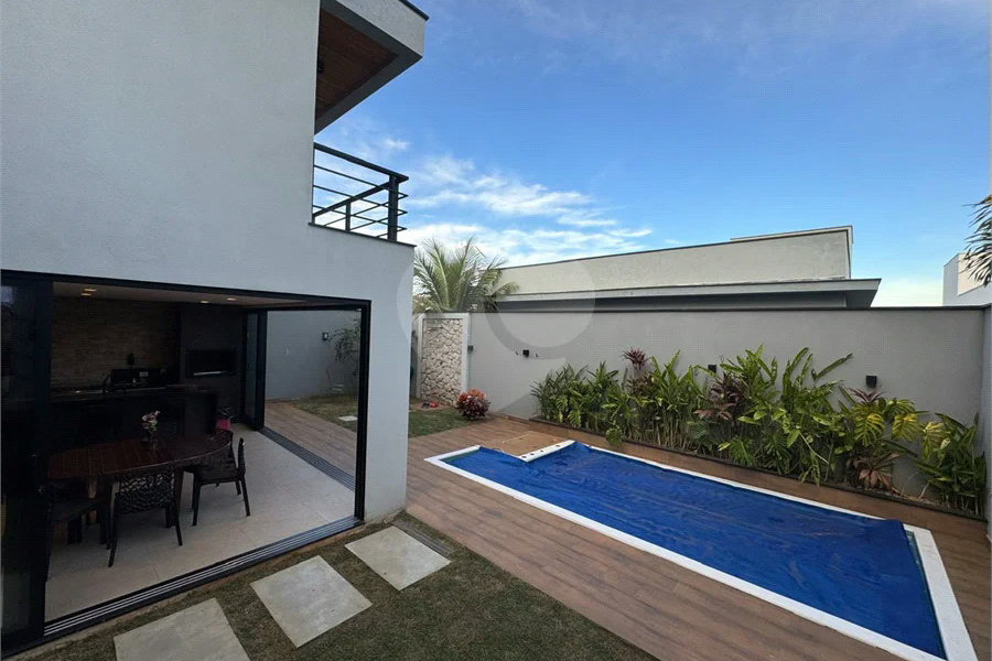 Casa à venda com 3 quartos, sendo 1 suíte,  no condomínio Parque Residencial Damha 2, Piracicaba - SP