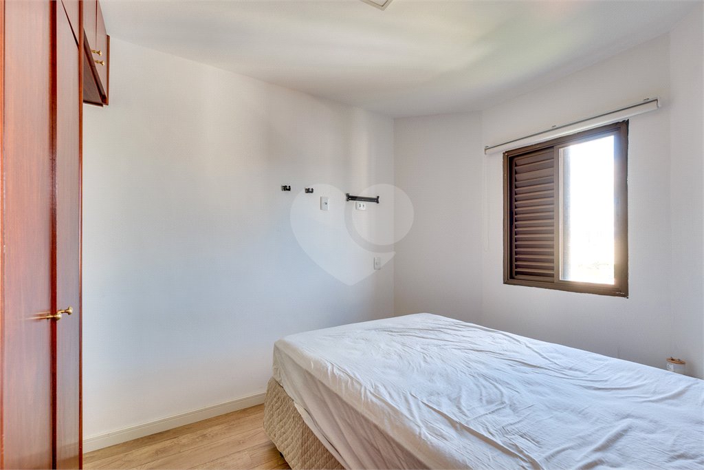Apartamento à venda ou para alugar com 3 quartos, sendo 1 suíte,  em Alto da Boa Vista, São Paulo, SP