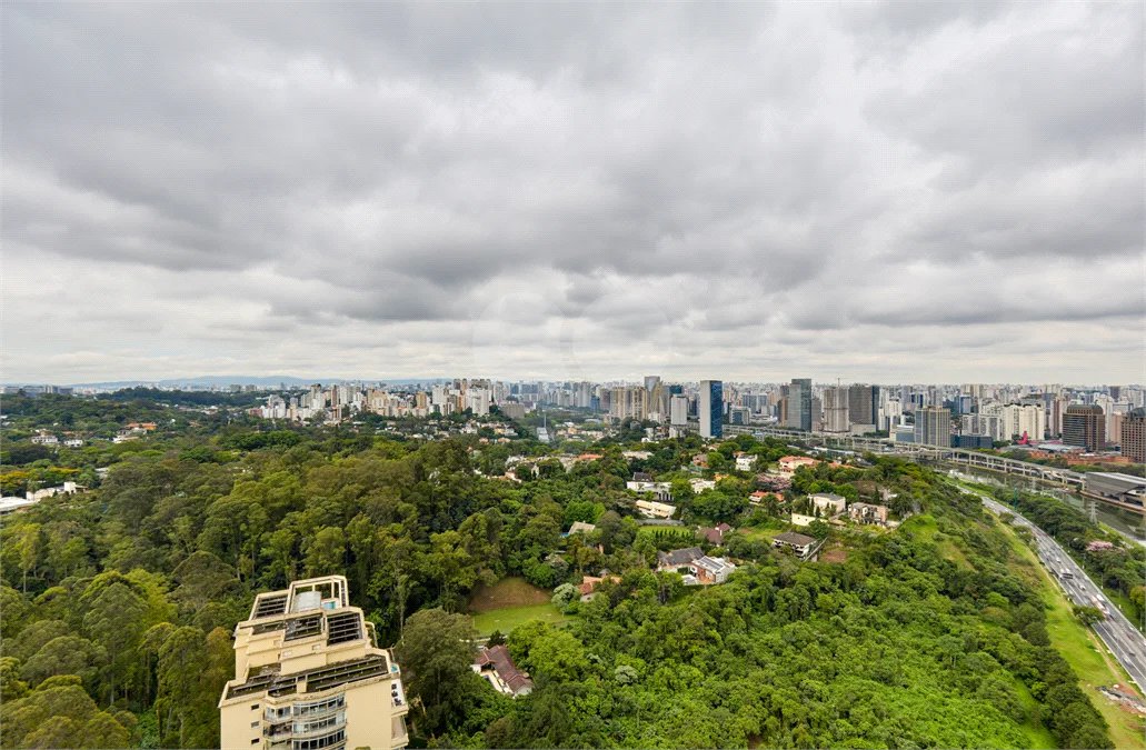 Parque Global/ 3 suítes, 3 vagas