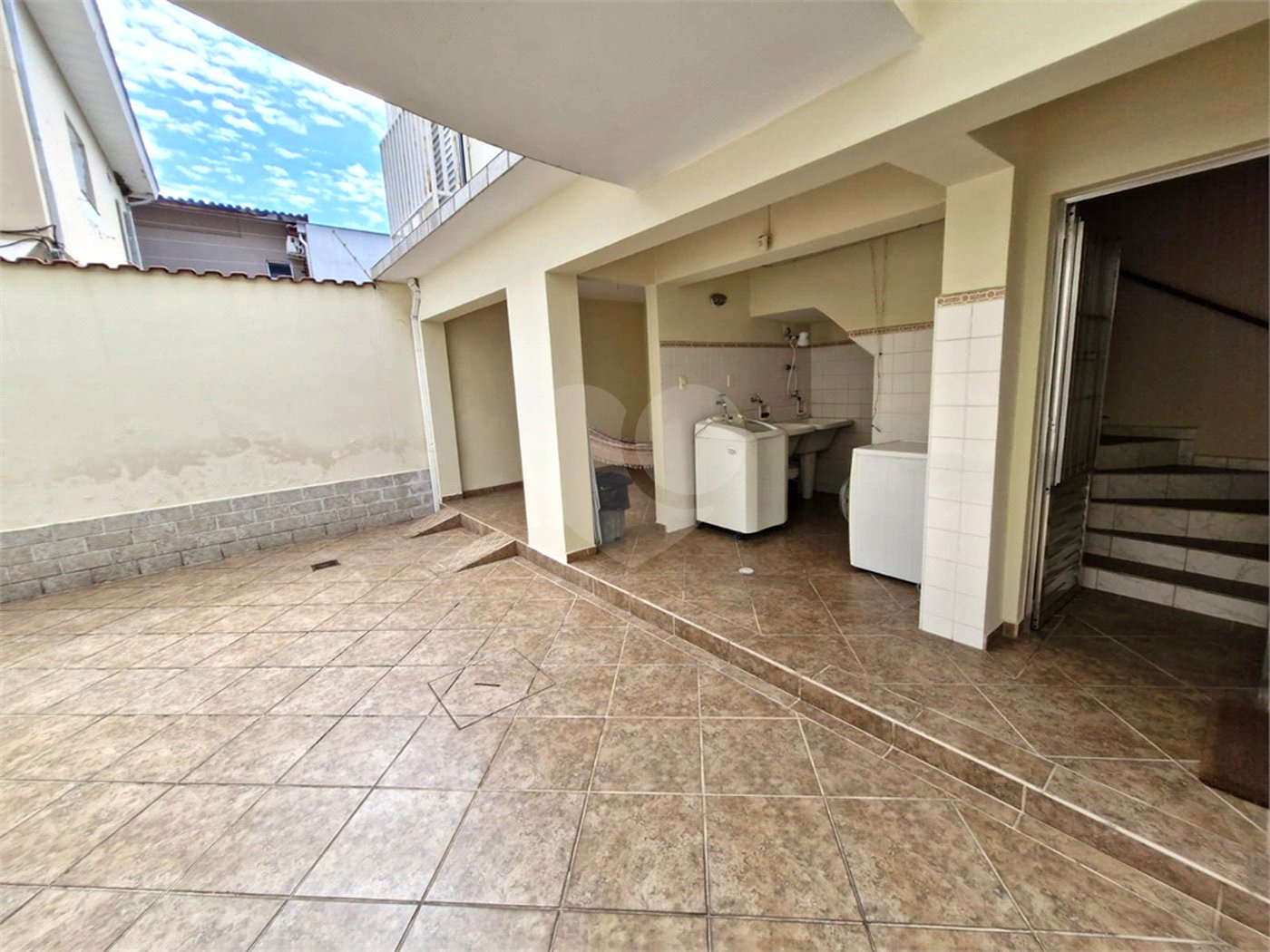 Casa à venda com 3 quartos, sendo 1 suíte, em Granja Julieta, São Paulo, SP