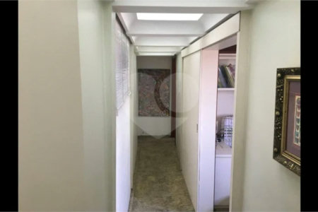Lindo apartamento em ótima localização na Mooca!