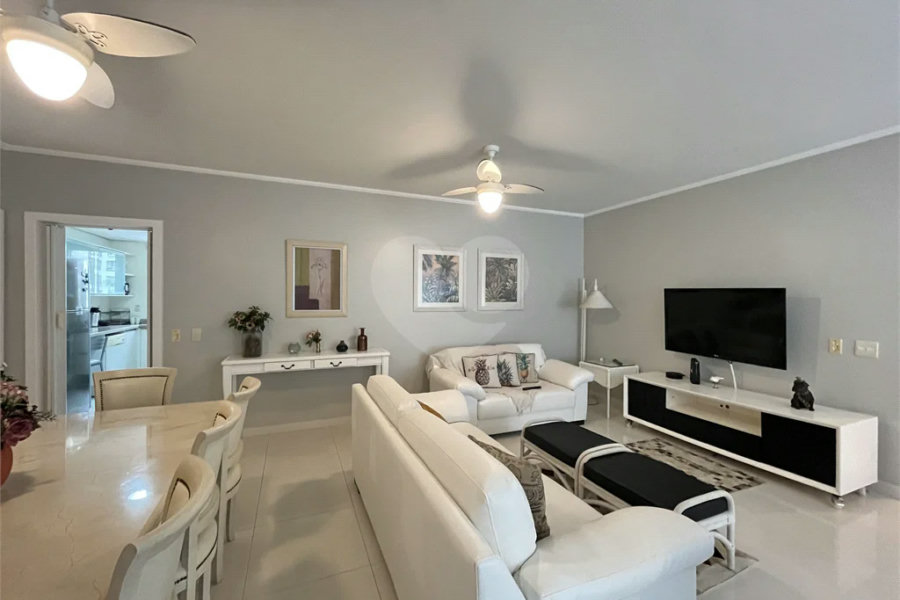 Apartamento à venda com 3 quartos, sendo 1 suíte, em Riviera de São Lourenço, Bertioga, SP