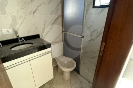 Casa à venda com 3 quartos, sendo 1 suíte, no condomínio Marselha VI, São Roque - SP