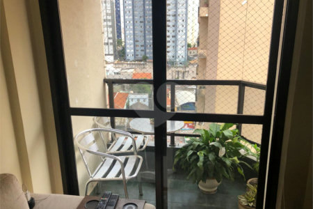 Apartamento com 3 dormitórios, Bairro Saúde,, Muito proximo do metro São Judas e da Igreja!