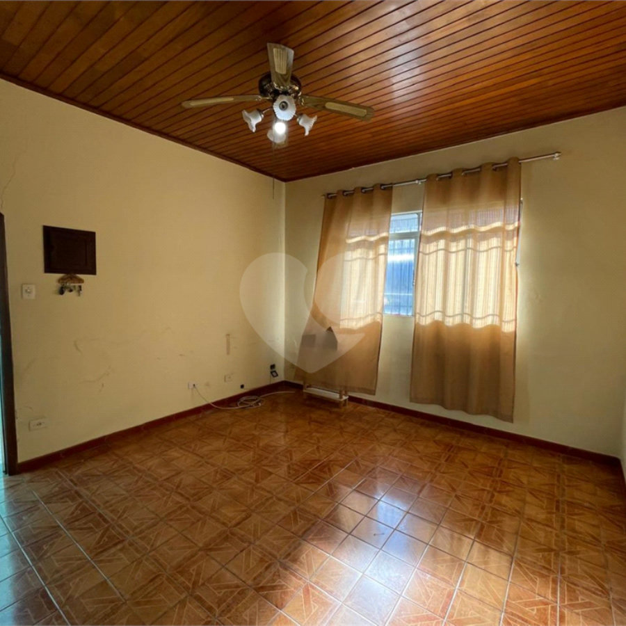 Casa à Venda com 120 m² | 2 Dormitórios | 3 Banheiros | Próximo ao Metrô Belém