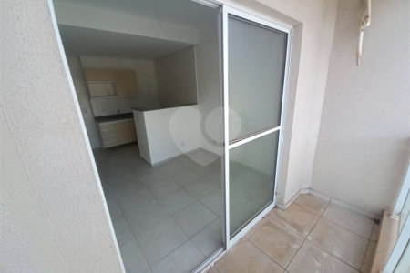 Apartamento no Condomínio Mirante Araucária.