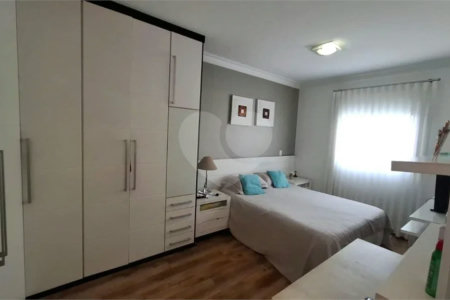 Apartamento a venda no Ipiranga com 3 dormitórios e 2 vagas com 115m² Aceita e estuda Permuta.