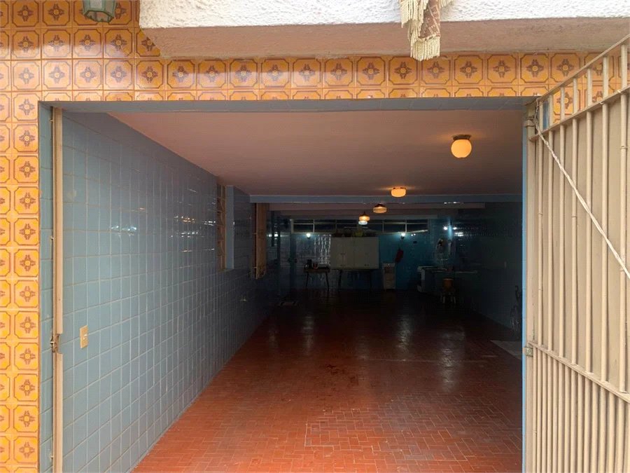 Casa à venda com 6 quartos, sendo 2 suítes, em Parque São George, Cotia, SP
