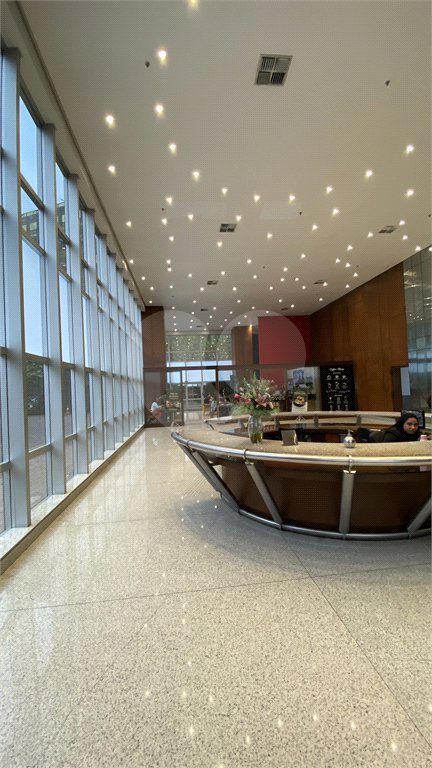 Sala comercial a 4 minutos estação Berrini