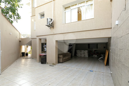 Casa à venda com 4 quartos, sendo 2 suítes, em Brooklin, São Paulo, SP