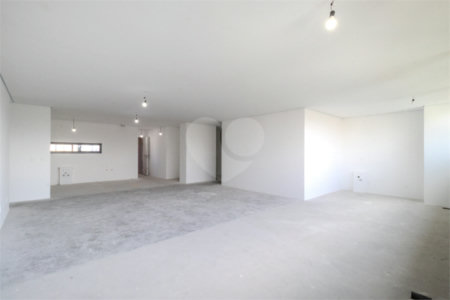 Apartamento à venda com 3 suítes em Campo Belo, São Paulo, SP
