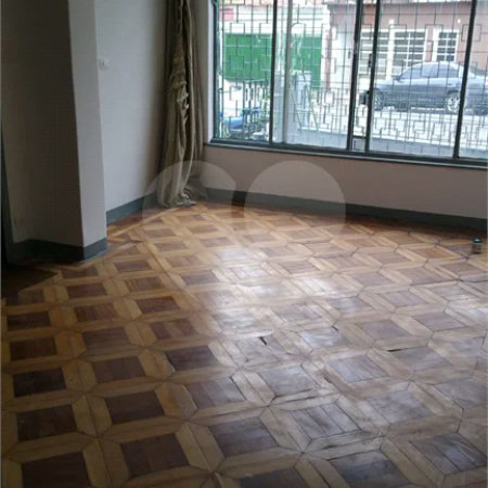 Sobrado a Venda na Mooca, com 248 m²