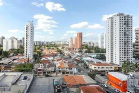 Apartamento à venda com 3 quartos, sendo 1 suíte, em Campo Belo, São Paulo, SP