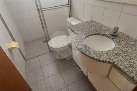 Apartamento no Condomínio Joan Miro .