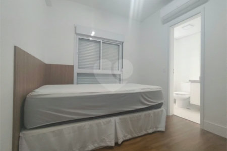 Belíssimo apartamento com 163m², 3 suítes e 2 vagas para locação na Chácara Klabin!