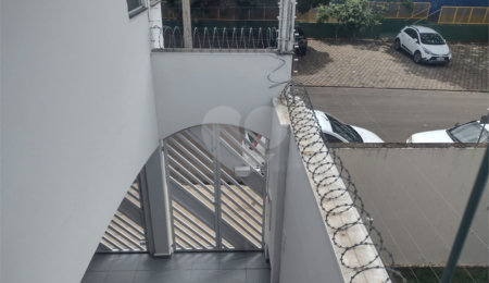 Sobrado à venda com 4 quartos, sendo 1 suíte,  em Jardim Beatriz, São Carlos, SP