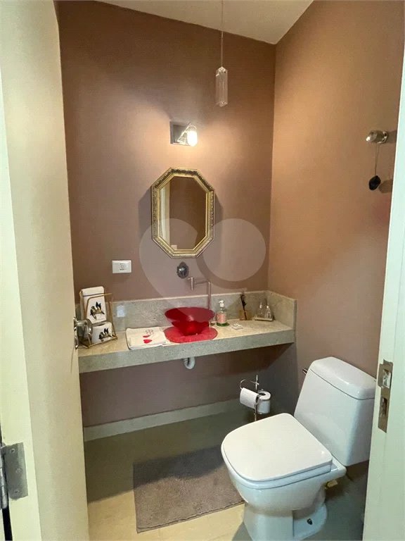 Casa à venda com 3 dormitórios no Bairro Cidade Jardim em Piracicaba - SP.