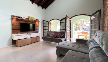 Casa à venda com 3 quartos, sendo 1 suíte, em Riviera de São Lourenço, Bertioga, SP