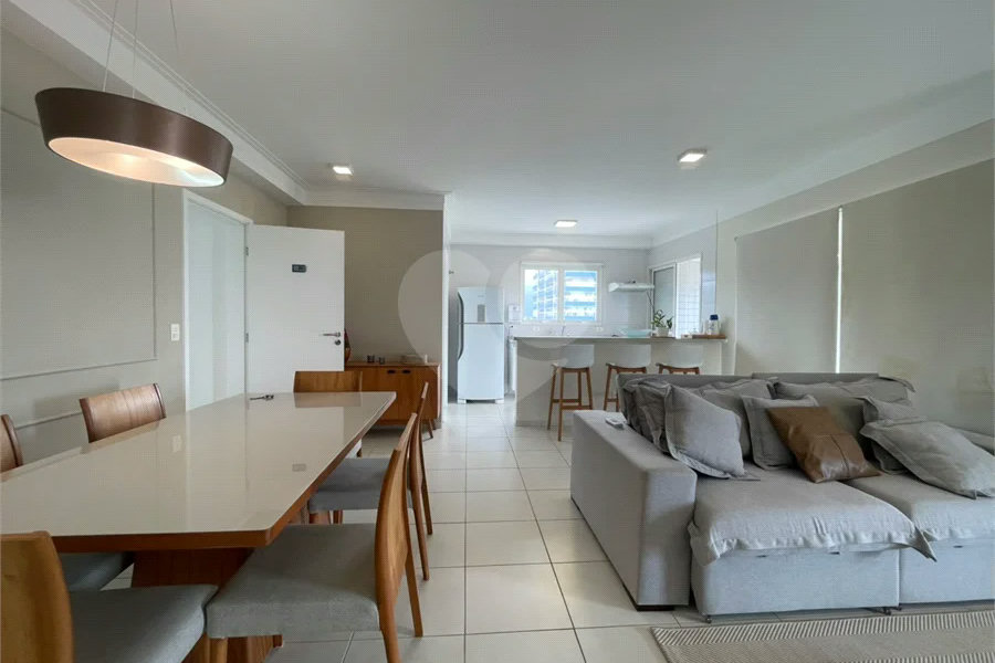 Apartamento à venda com 2 suítes no Centro, Bertioga, SP