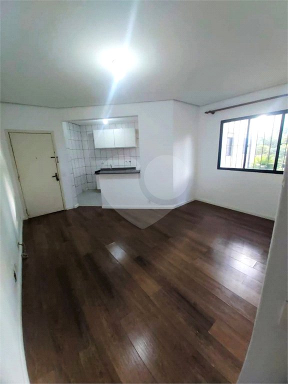 Apartamento à venda no condomínio Torres do Taboão, com 56m²