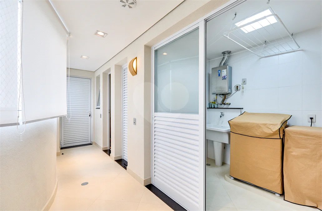 Apartamento à venda com 3 suítes em Jardim Marajoara, São Paulo, SP