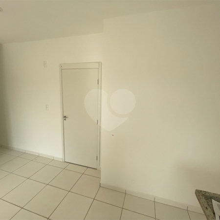 Apartamento para venda no Condomínio Residencial Vila das Flores,