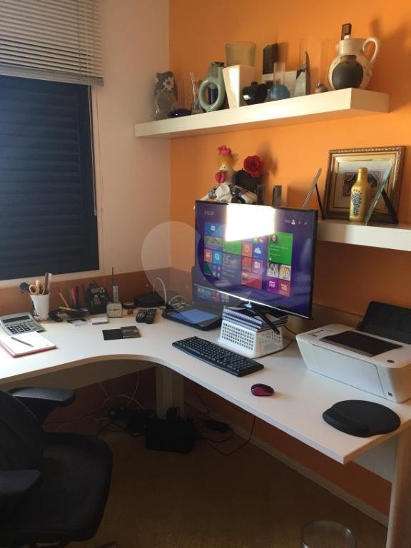 Apartamento com 3 quartos