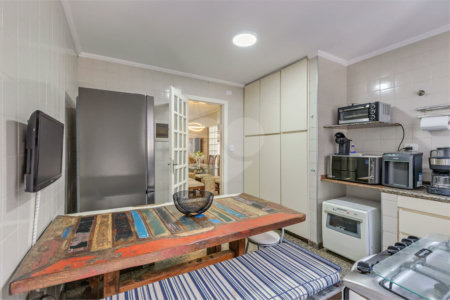 Sobrado para alugar com 2 quartos, sendo 1 suíte, em Alto da Boa Vista, São Paulo, SP