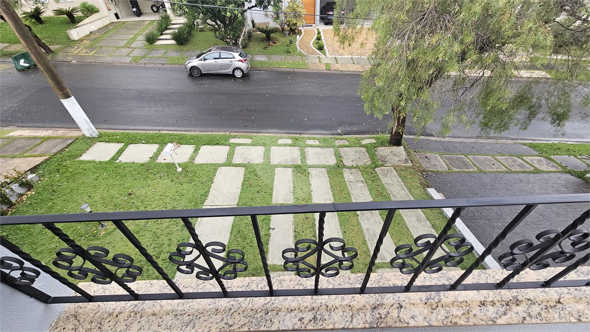 Casa Locação e Venda Condomínio Portal de Itaici 04 Dormitórios 02 suítes