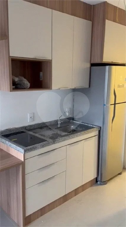 Perfeito para Morar ou Investir – Studio Compacto e Funcional em Pinheiros